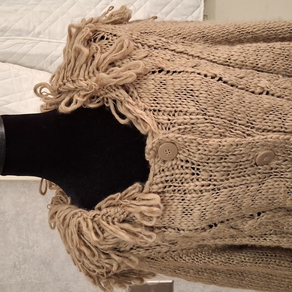 "CHELSEA AND VIOLET" SZ. L., Brown acrylic, button down cardigan. - Picture 2 of 16